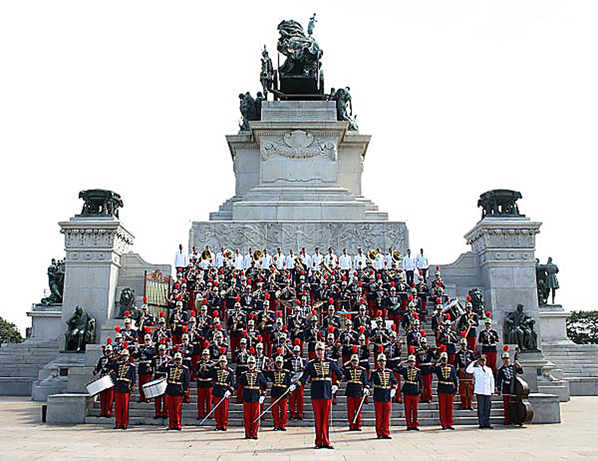 Corpo Musical da Polcia Militar <a style='float:right;color:#ccc' href='https://www3.al.sp.gov.br/repositorio/noticia/08-2009/corpo musical PM.jpg' target=_blank><i class='bi bi-zoom-in'></i> Clique para ver a imagem </a>